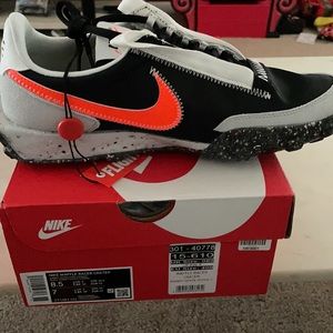 Sold! Brand new Nike sneakers. Never worn!